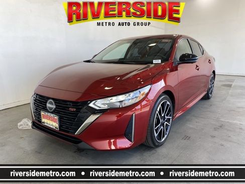 Certified 2024 Nissan Sentra SR w/ SR Premium Package image 1