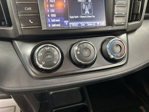 Used 2018 Toyota RAV4 LE w/ All Weather Liner Package AWD/4WD image 16