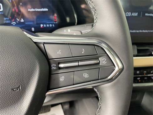 New 2026 Chevrolet Equinox ACTIV w/ Convenience Package III image 9