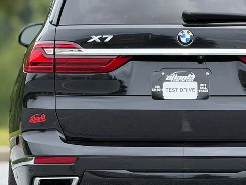 Used 2019 BMW X7 xDrive50i w/ Premium Package AWD/4WD image 16