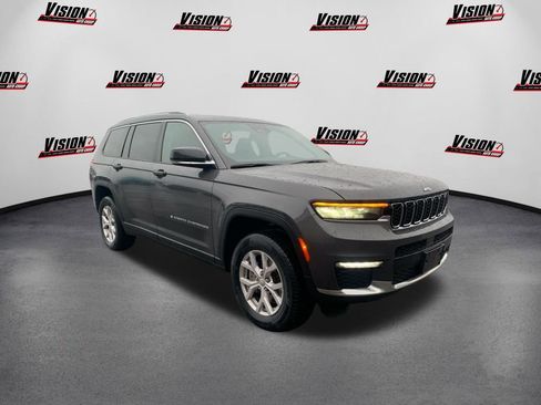 Used 2022 Jeep Grand Cherokee L Limited image 3