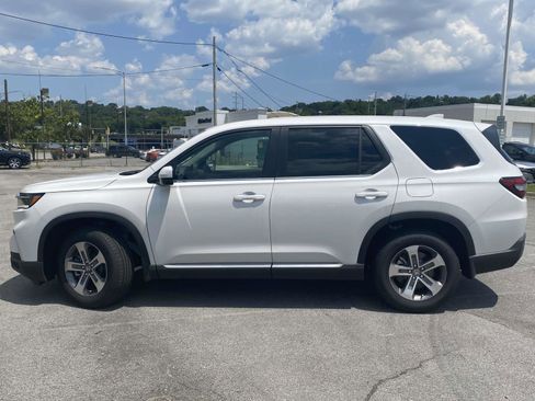 New 2025 Honda Pilot EX-L image 13