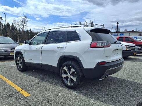 Used 2019 Jeep Cherokee Limited image 5
