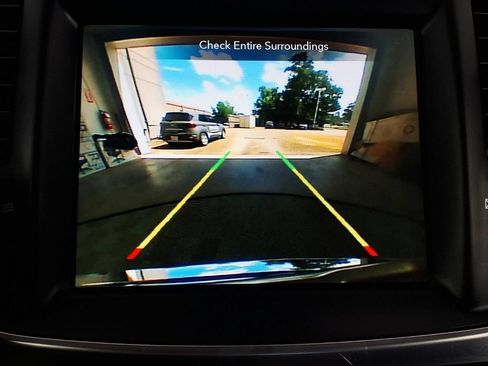 Used 2018 Chrysler 300 Limited w/ Safetytec Plus Group RWD image 13