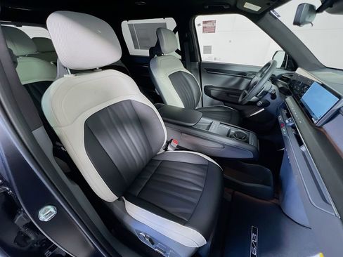 New 2026 Kia EV9 GT-Line AWD/4WD image 26