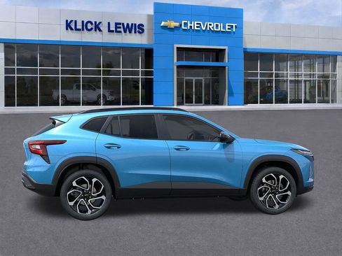 New 2026 Chevrolet Trax RS image 5