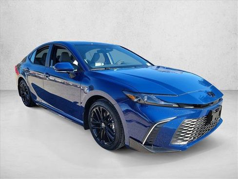 New 2026 Toyota Camry SE image 3