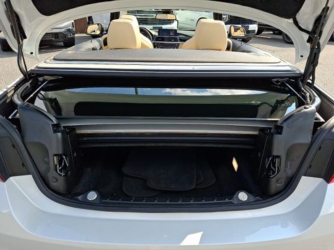 Used 2019 BMW 440i Convertible w/ Executive Package RWD image 34