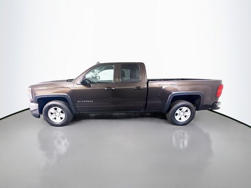 Used 2018 Chevrolet Silverado 1500 LT w/ All Star Edition image 6