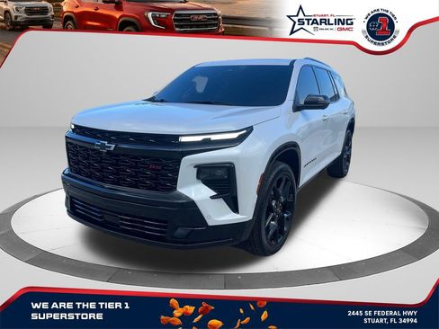 Used 2024 Chevrolet Traverse RS FWD image 1