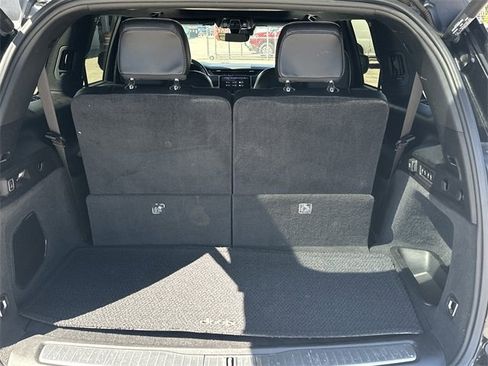 Used 2022 Jeep Grand Cherokee L Summit w/ Luxury Tech Group V image 22