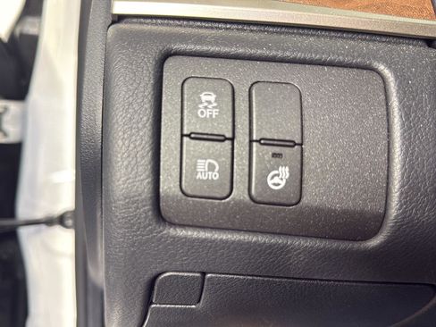 Used 2017 Lexus GS 350 AWD w/ Premium Package image 14