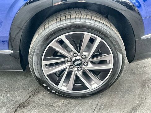 New 2026 Cadillac Vistiq Sport image 34