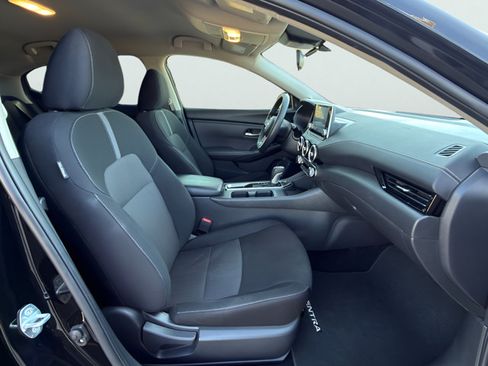 Certified 2025 Nissan Sentra SV FWD image 13