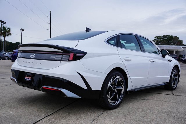 New 2026 Hyundai Sonata SEL FWD image 4
