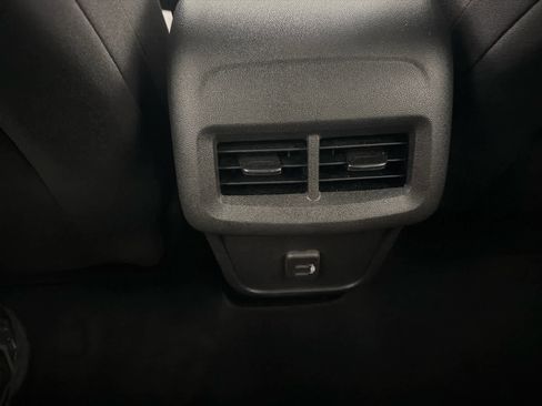 Used 2023 Chevrolet Equinox LS w/ LS Convenience Package image 21