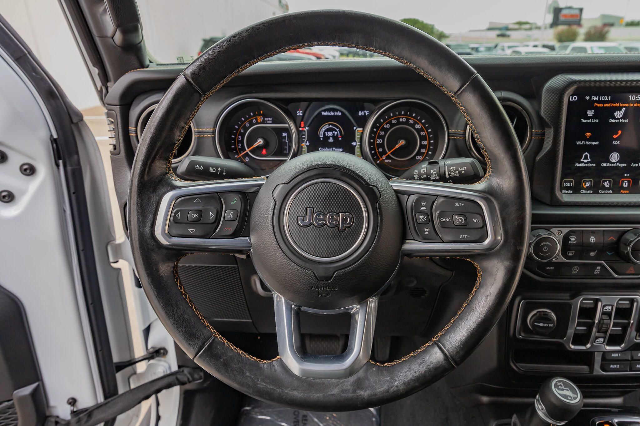 Used 2022 Jeep Wrangler Unlimited Sahara AWD/4WD image 19
