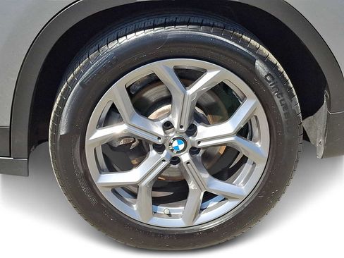 Used 2023 BMW X3 xDrive30i w/ Premium Package AWD/4WD image 6