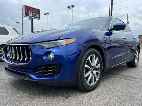 Used 2017 Maserati Levante image 14