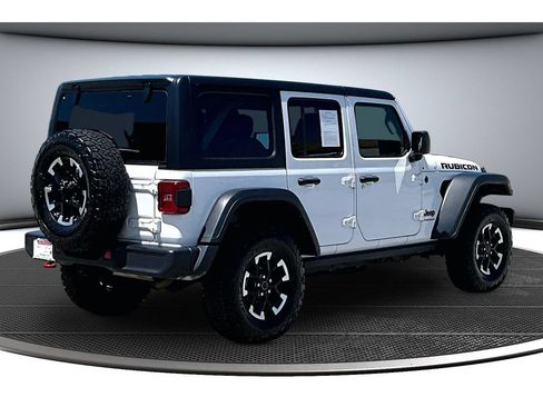 Certified 2025 Jeep Wrangler Unlimited Rubicon AWD/4WD image 18