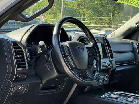 Used 2019 Ford Expedition Max Limited AWD/4WD image 29