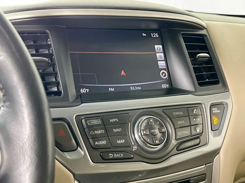 Used 2019 Nissan Pathfinder SL FWD image 13