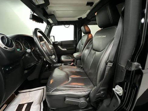 Used 2017 Jeep Wrangler Rubicon w/ Power Convenience Group AWD/4WD image 17