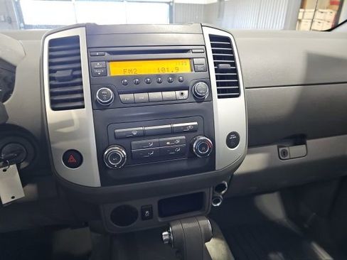 Used 2015 Nissan Frontier S image 14