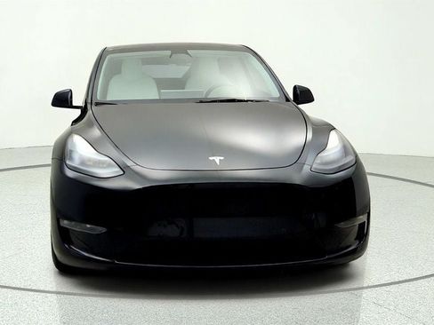 Used 2022 Tesla Model Y Performance AWD/4WD image 2