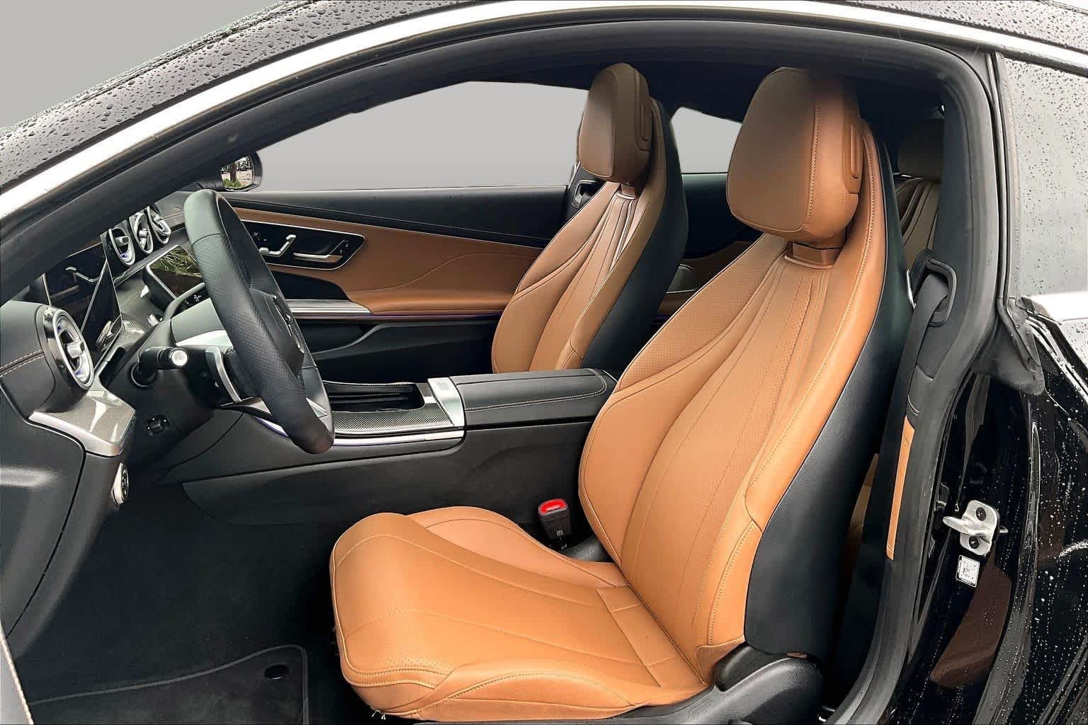 Certified 2025 Mercedes-Benz CLE 300 4MATIC Coupe image 7