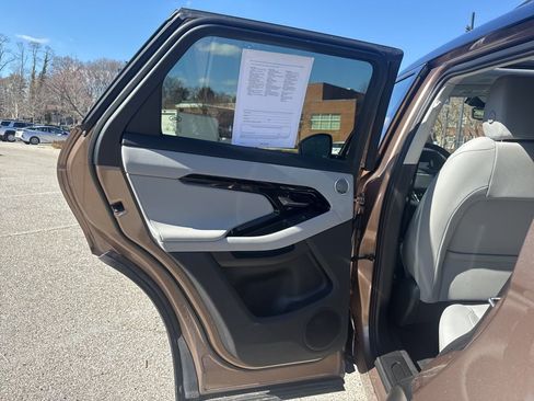 Used 2024 Land Rover Range Rover Evoque S image 24