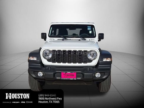 Used 2024 Jeep Wrangler Sport S image 9