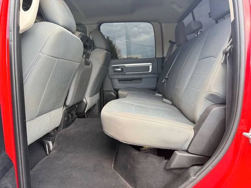 Used 2020 RAM 1500 Classic SLT AWD/4WD image 24