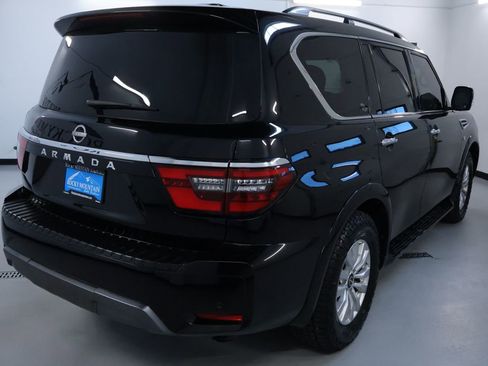 Used 2022 Nissan Armada SV AWD/4WD image 7
