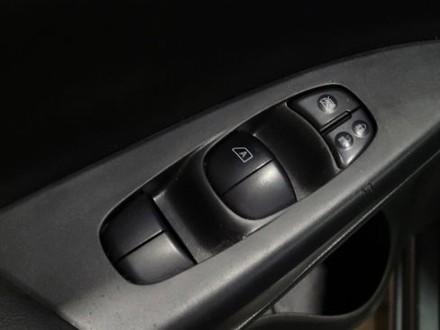 Used 2019 Nissan Sentra SV w/ Special Edition Package image 27