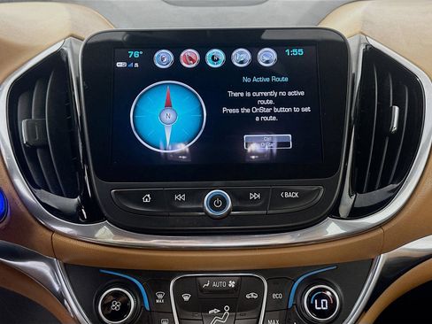 Used 2018 Chevrolet Volt Premier w/ Driver Confidence Package FWD image 14