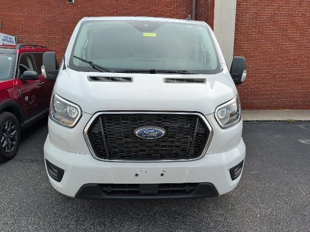 Used 2023 Ford Transit 350 XLT RWD image 12