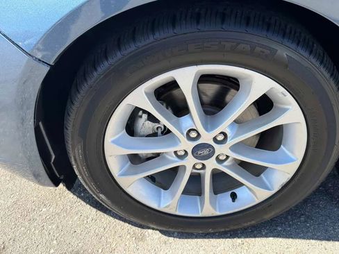 Used 2019 Ford Fusion SEL FWD image 7