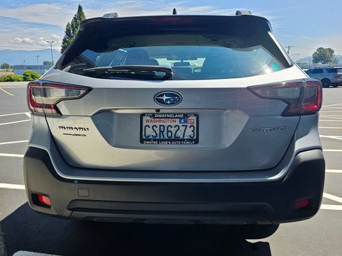 Used 2025 Subaru Outback AWD/4WD image 4