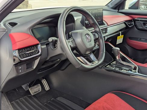 Certified 2025 Acura ADX A-Spec image 13