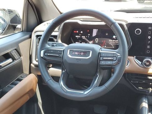 Certified 2026 GMC Canyon AT4 w/ Technology Plus Package AWD/4WD image 29