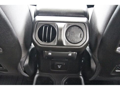 Used 2024 Jeep Gladiator Mojave w/ Convenience Group image 15