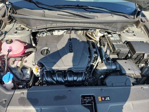 Used 2025 Hyundai Tucson SE image 21