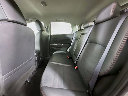 Used 2024 Mitsubishi Outlander Sport SE image 26