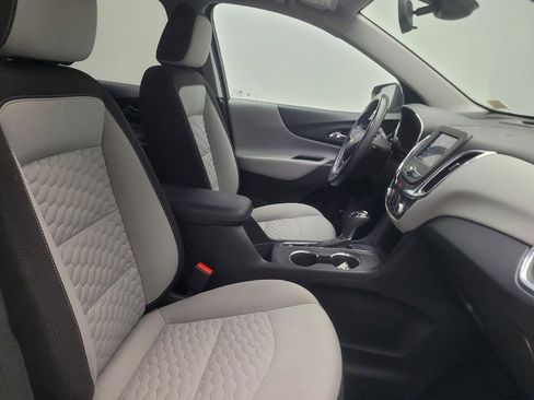 Used 2020 Chevrolet Equinox LT FWD image 21