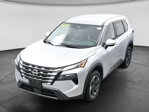 Used 2024 Nissan Rogue SV AWD/4WD image 51