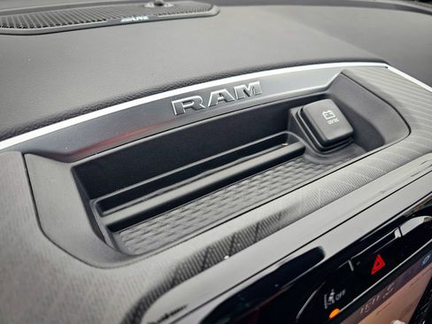 New 2026 RAM 1500 4x4 Crew Cab image 22