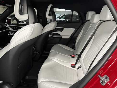 Certified 2025 Mercedes-Benz GLC 300 GLC 300 image 19