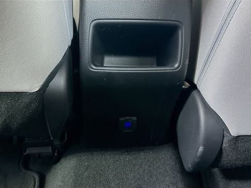 Used 2022 Toyota Corolla LE image 27