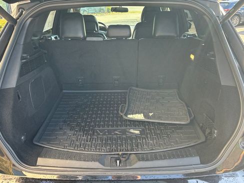 Used 2017 Lincoln MKC Select w/ Select Plus Package image 30